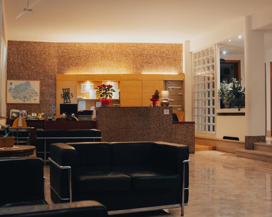Hotel All’Oasi Paese Exterior foto